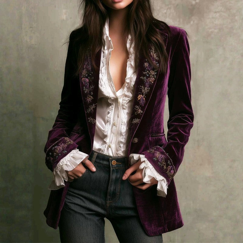 Quinn - Women's Velvet Vintage Floral Embroidered Blazer