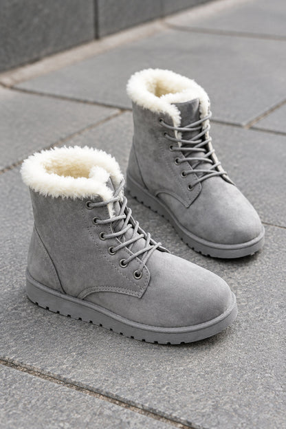 Warm Lined Boots for Everyday Winter Wear